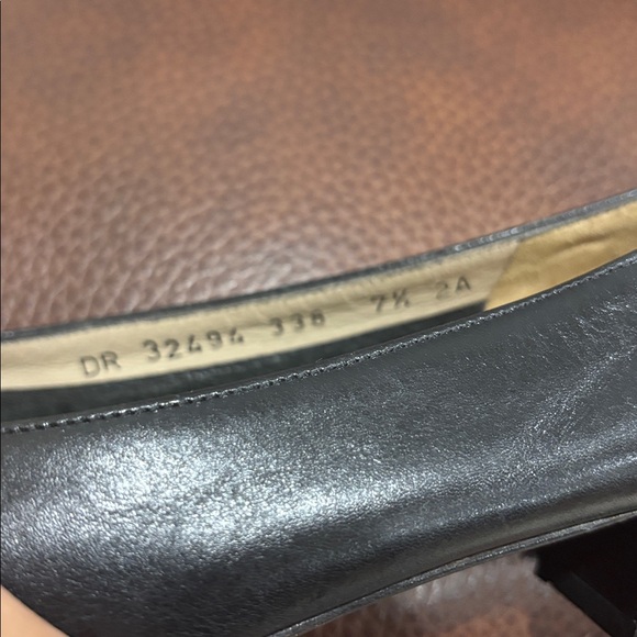 Salvatore Ferragamo Black 7.5 2A - Picture 4 of 4